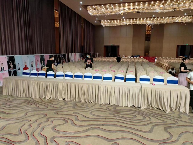 ����������γ���  Xչ������